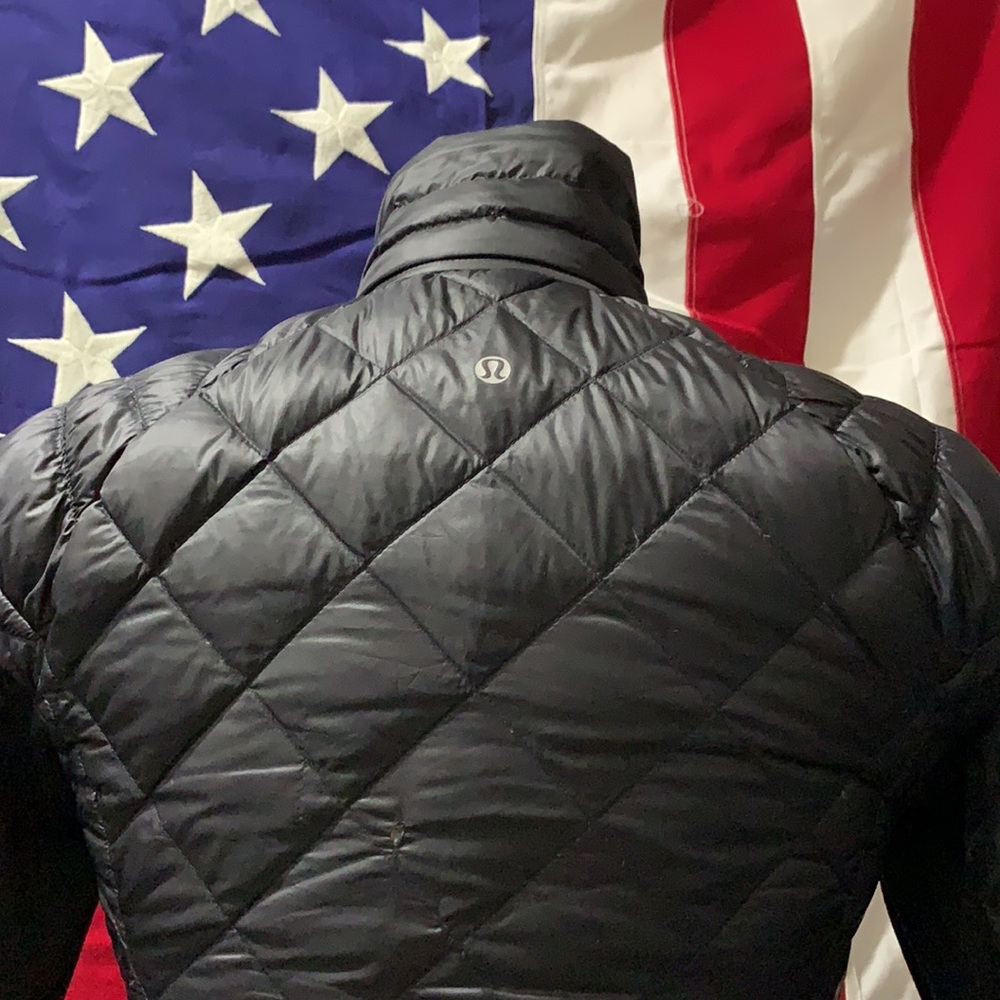 Lululemon Lightweight Jacket - image 4